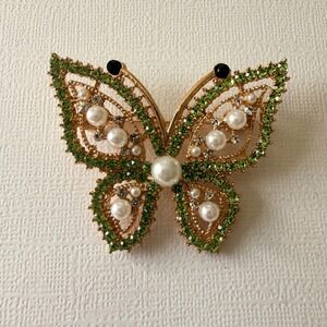Mint Butterfly Brooch Pin Gold Tone Green Rhinestone Faux Pearl Insect